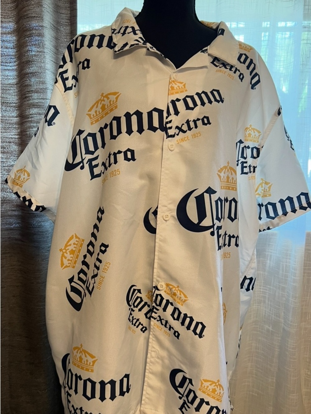 Corona Short-Sleeve Button-Down Shirt in White, Navy & Gold